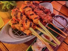 -三亚艾迪逊酒店·海滩烧烤 BARBACOA·现场乐队·浪漫晚餐·烧烤海鲜