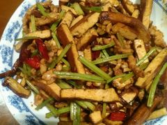 -鑫小城故事·砂锅·排骨藕汤(兴业路店)