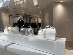 -川久保玲(大阪店)