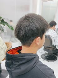 -尤司男士国潮理发馆