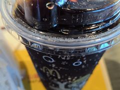 -麦当劳(展览路店)