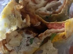 -正宗杂粮煎饼香软鸡蛋饼