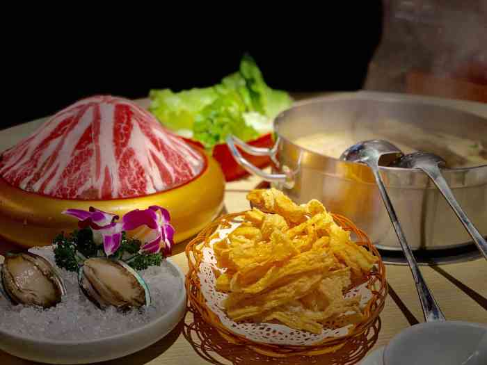 鸿运打边炉(卓越店)-"02今晚打边炉～97 02三五好友而聚.