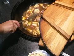 -老关东铁锅炖(上游街店)