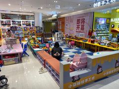 -资和信百货商场