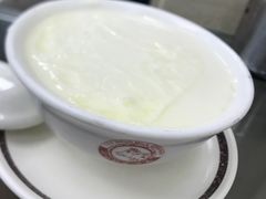 -义顺牛奶公司