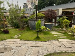 -湘力力小院·鱼汤泡饭(枫林路店)
