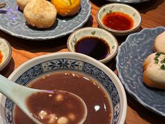 豆沙鸡米头-鑫震源·苏式大虾生煎(山塘街店)