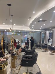 点击看大图 -八佰伴8008星级形象店