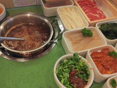 -一围肥牛肉小火锅(佳兆业广场店)