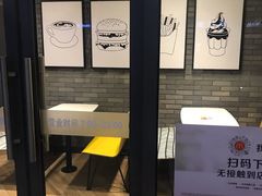 -麦当劳(城西银泰店)