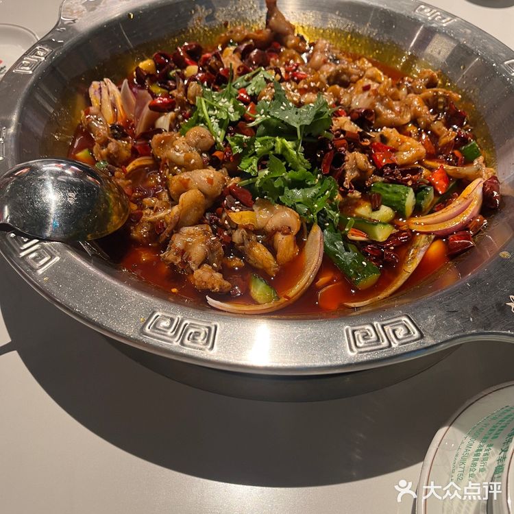 今天吃撑了，超满足