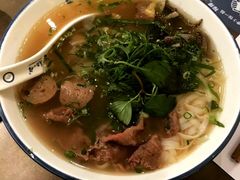 -美奈小馆·越南料理(中航城君尚购物中心店)