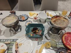 -金马门国际美食百汇(珞喻路店)