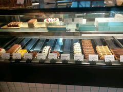 -Dough&Joe团憩(瑞虹天地月亮湾店)