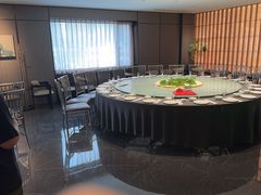 -凤凰园烤鸭店·唐山菜·传承花椒肉(老唐丰路店)
