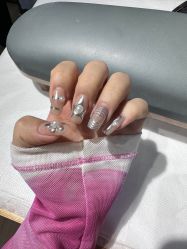 -UGIRL有个美甲
