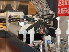 -Be Lived Cafe比例咖啡(摩天轮店)