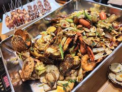 一铁锹海鲜-白玉串城(南六中路店)
