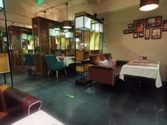 -意卡菲·欢乐聚会餐厅(华侨店)
