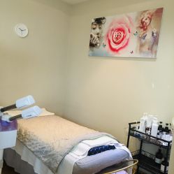 -菲秀家科技美颜SPA生活馆