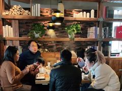 大堂-牛德亨臻牛潮汕火锅(万邦时代店)