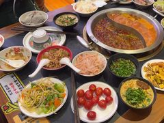 -沸炉重庆老火锅(军事博物馆店)