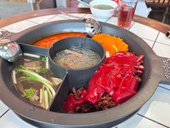 -热火朝天鲜切牛肉火锅(南强街巷店)