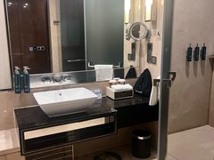 -广州天河希尔顿酒店