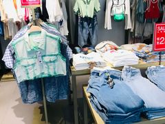 -URBAN REVIVO(北京斯普瑞斯奥特莱斯店)