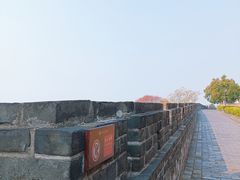 -巴陵广场