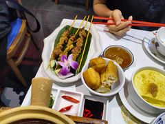 -芽笼芽笼新加坡餐厅(世纪汇店)