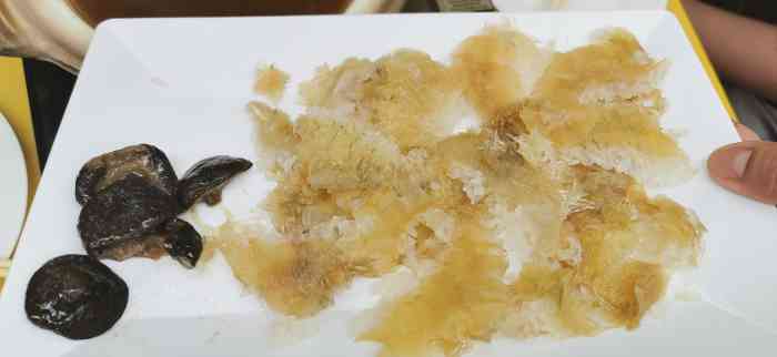 义福巷鱼翅燕窝-"在泰国真的很多地方都有中国人,有中文. .