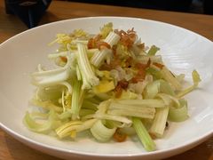 捞汁芹根香-山东宾馆·齐鲁苑餐厅