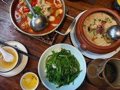 -老滇山寨•云南特色菜•地方菜•民族风情歌舞表演(金碧店)