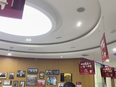 -雅悦齿科(顾村公园店)