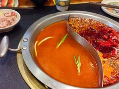 -沸炉重庆老火锅(军事博物馆店)