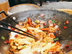 -富正毅三下锅·湘西韵味(天门山索道店)