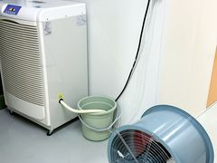 -安东易迷你仓自助寄存仓库(淞虹路店)