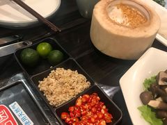 -东椰·海南椰子鸡火锅(朝阳门店)