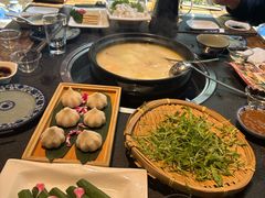 -大匠工房古船木艺术餐厅·猪肚鸡专门店(长白仙岛店)