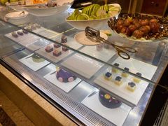 -大中华希尔顿酒店-念自助餐·嗨啤·小龙虾