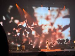 -交通银行前滩31演艺中心