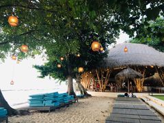 -Hai Bar And Grill