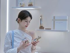 -杭州西湖银泰百货