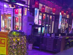 -喜鹊音乐酒馆(西街店)