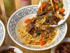 -李与白包子铺(桐梓林店)