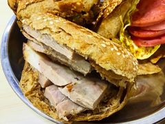 烧饼夹肘子肉-昌顺马记小吃店(昌盛园店)