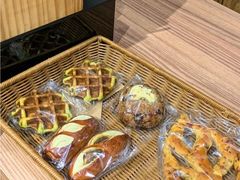 -沁屋面包店(人民东路店)