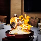 享受皇家般的美食盛宴！